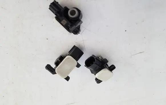 Mitsubishi Outlander Airbag deployment crash/impact sensor 8651A165
