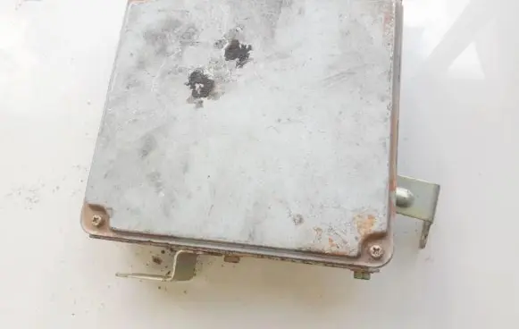 Nissan Primera Engine control unit/module 23710AU600 275800-1362