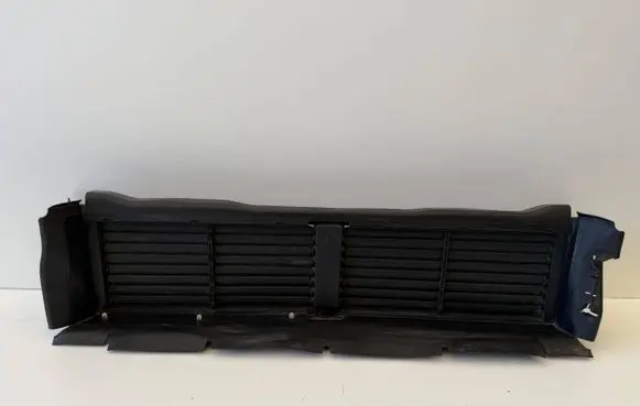 Volkswagen Tiguan Intercooler air guide/duct channel 5QS122323