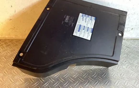 Lexus RX 450H Battery box tray cover/lid 