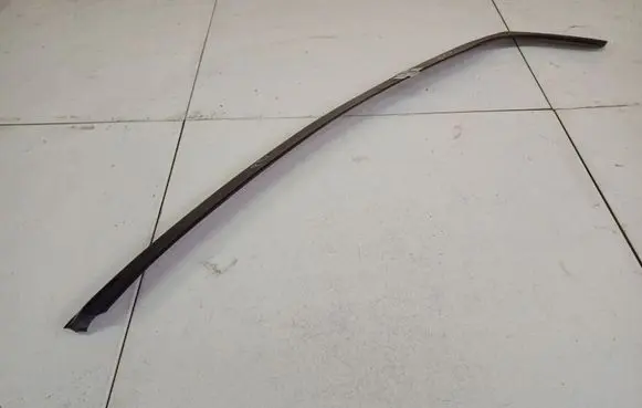 Toyota Corolla Verso AR10 Sliding door wind deflector 