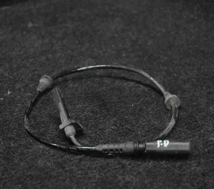 BMW X5 F15 ABS brake wheel speed sensor 6771776