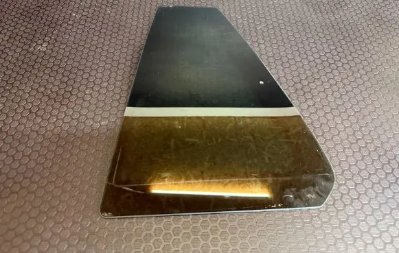 Opel Insignia A Rear vent window glass 43R000073 E000090 DOT747M538AS3