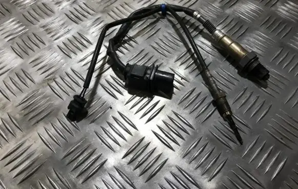 BMW 1 E81 E87 Exhaust gas temperature sensor 2656001901 265600-1901