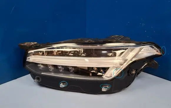 Volvo XC90 Headlight/headlamp 31656987 89910617