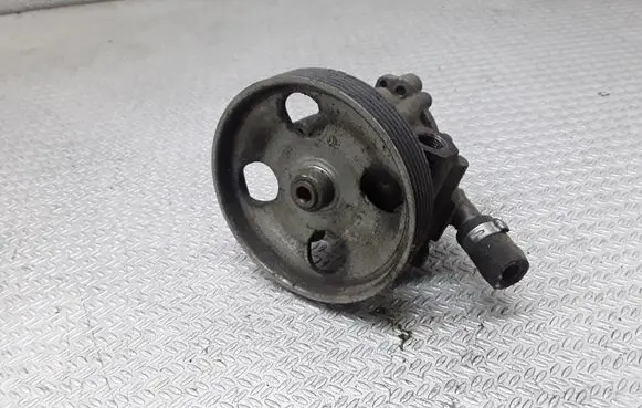 Peugeot 407 Power steering pump 9654713280