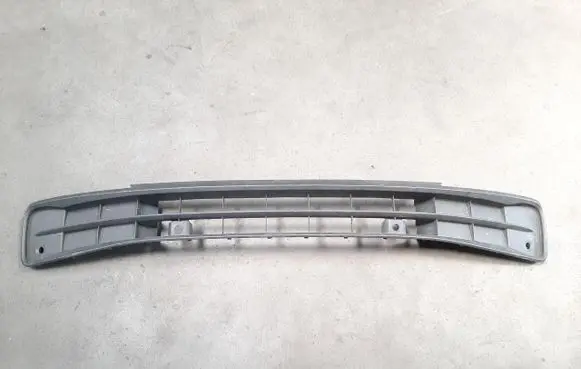Front bumper lower grill