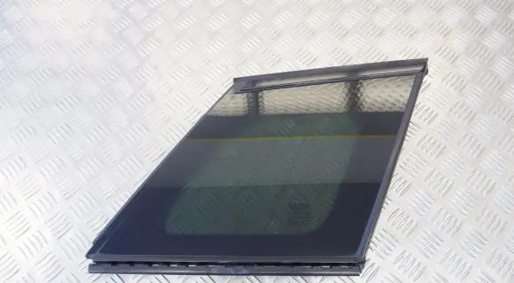 Land Rover Evoque I Rear side window BJ3229600