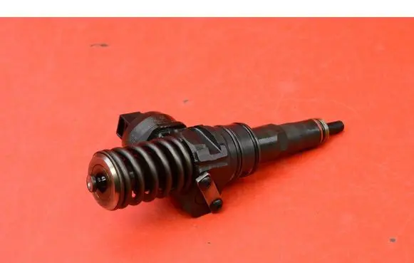 Volkswagen PASSAT B5.5 Fuel injector 0414720216