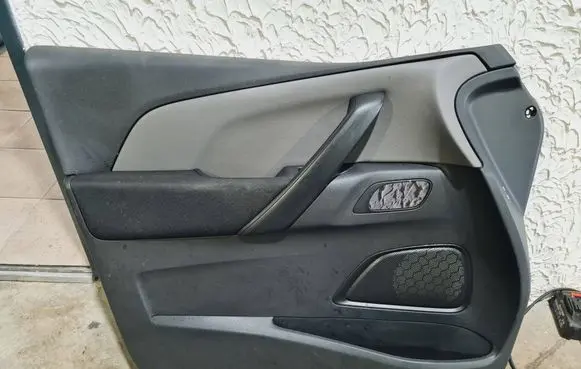 Citroen C4 Grand Picasso Front door card panel trim 04157T06 ARG787