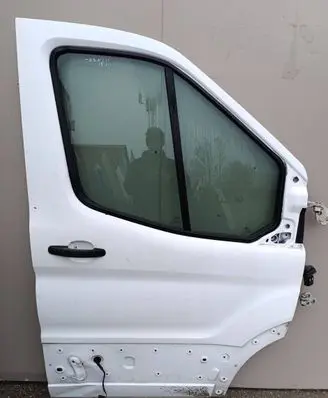 Door (2 Door Coupe)