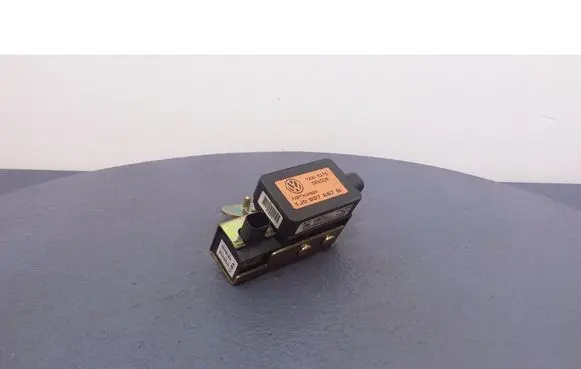 Audi A3 S3 8L ESP acceleration yaw rate sensor 1J0907657B