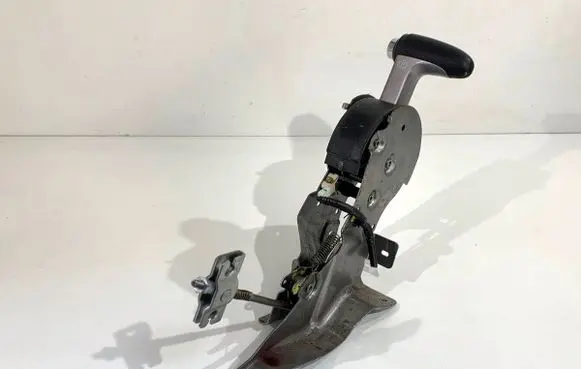 Honda CR-V Handbrake/parking brake lever assembly 