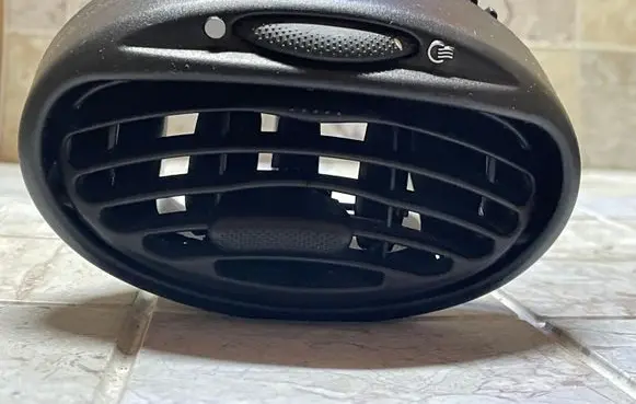 Ford Focus Dash center air vent grill 98AB19893AKW