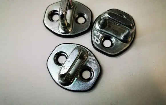 KIA Optima Front door lock loop/hook striker 