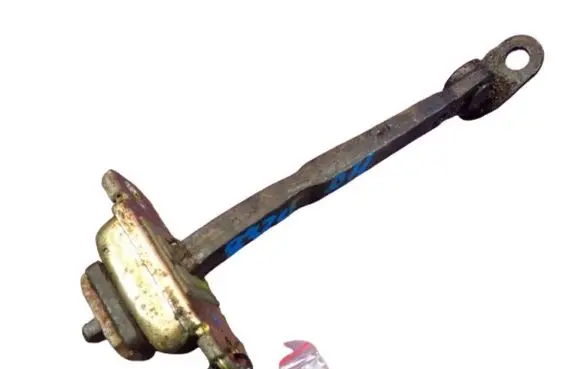 KIA Sportage Front door check strap stopper