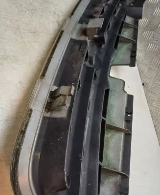 Subaru Outback Front grill