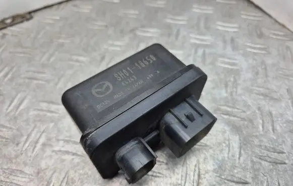 Mazda 3 III Glow plug pre-heat relay SH0118650