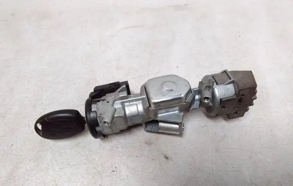 Ford Focus Ignition lock 3M513F880AC
