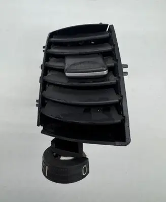 Opel Zafira B Dash center air vent grill 13144401 213680437