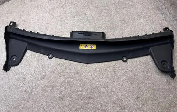 Mercedes-Benz E W213 Air intake duct part A2135001900