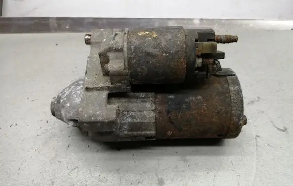 Citroen C4 I Starter motor 9663528880 M000T22471