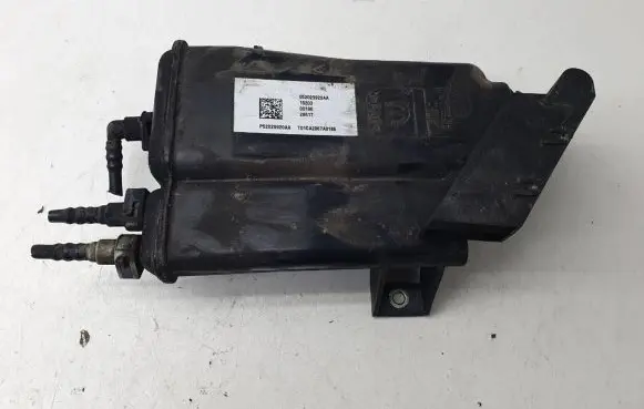Jeep Compass Active carbon filter fuel vapour canister 052029920AA