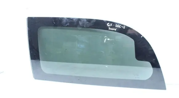 Dodge Grand Caravan Rear side window E000215