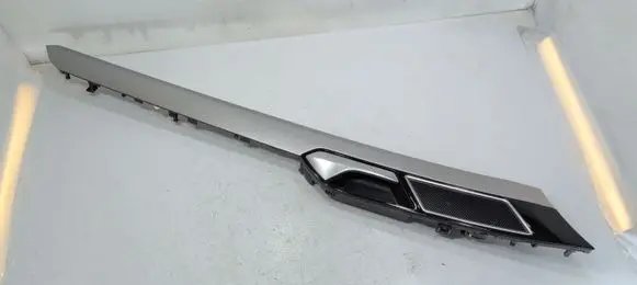 Volkswagen PASSAT B8 Front door trim bar 3G0867440