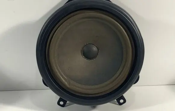 Audi A3 S3 A3 Sportback 8P Front door speaker 8P0035411