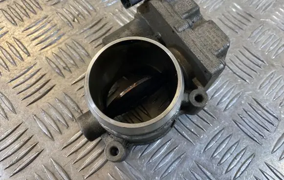 Audi A6 S6 C6 4F Throttle valve 4E0145950C 408240241002 04127411