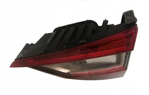 Skoda Superb B8 (3V) Rear/tail lights