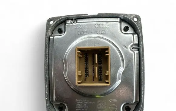 Opel Astra L LED ballast control module 9840018180