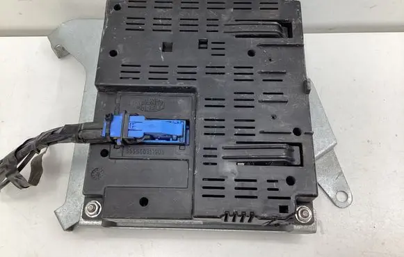 Fiat 500 Bluetooth control unit module 24031261 6V78GG828 51827410