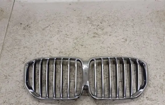 BMW X5 G05 Front bumper upper radiator grill Grill atrapa nerki bmw X5 G05 7454887