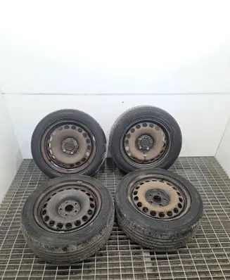 Volkswagen PASSAT B6 R16 steel rim 3C0601027M
