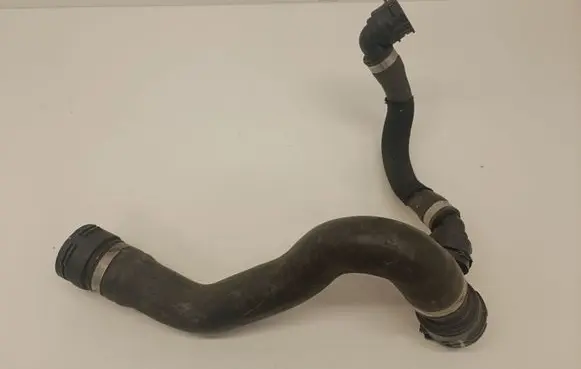 BMW X5 E70 Engine coolant pipe/hose 7557185 7811857