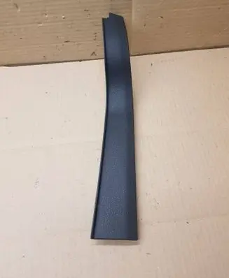 Other sill/pillar trim element