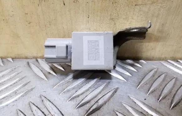 Lexus RX 330 - 350 - 400H Other relay 9098004181