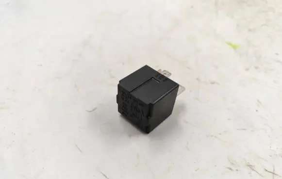 Alfa Romeo Giulietta Other relay 171131087 856873