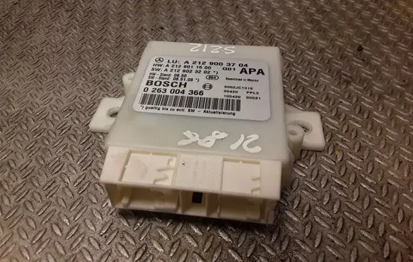 Mercedes-Benz E W212 Parking PDC control unit/module 2129003704 A2129003704