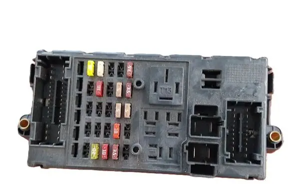 Iveco Daily 4th gen Fuse module 69500009 554953020000