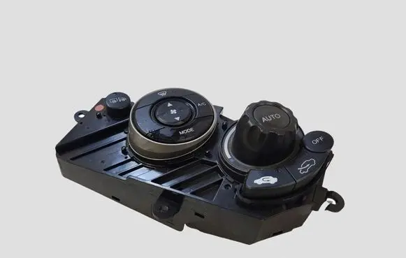 Honda Civic Climate control unit 79600SMGG4 SANWA2070 06W28E