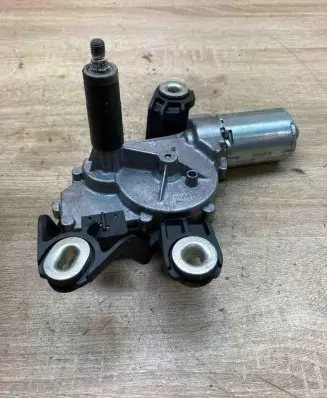 Volkswagen Polo V 6R Rear window wiper motor 5K6955711B 390201216
