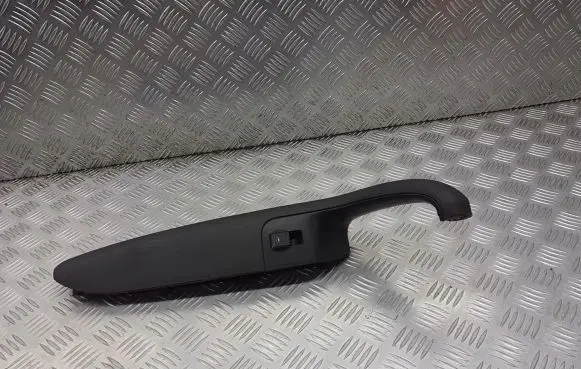 Audi A4 S4 B7 8E 8H Quarter vent window switch 8E1867174A