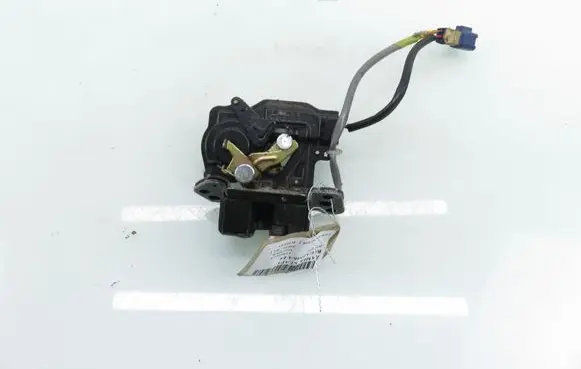 Toyota Corolla Verso E121 Tailgate/trunk/boot lock/catch/latch