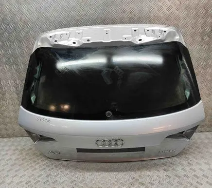 Audi A3 S3 8V Tailgate/trunk/boot lid 8V4827025D