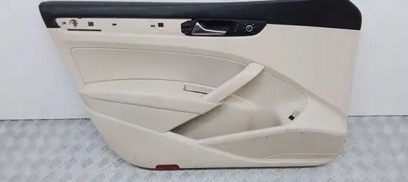 Volkswagen PASSAT B7 USA Front door card panel trim 561867011A