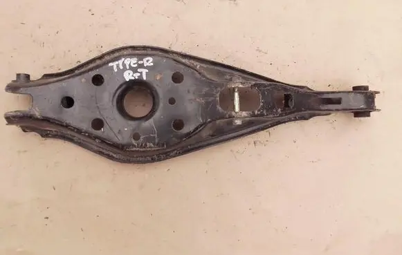 Honda Civic X Rear control arm 1243214