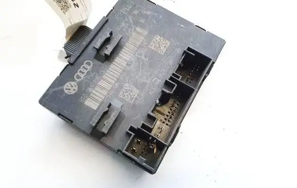 Audi A4 S4 B8 8K Door control unit/module 8T0959795Q 8T0959795H